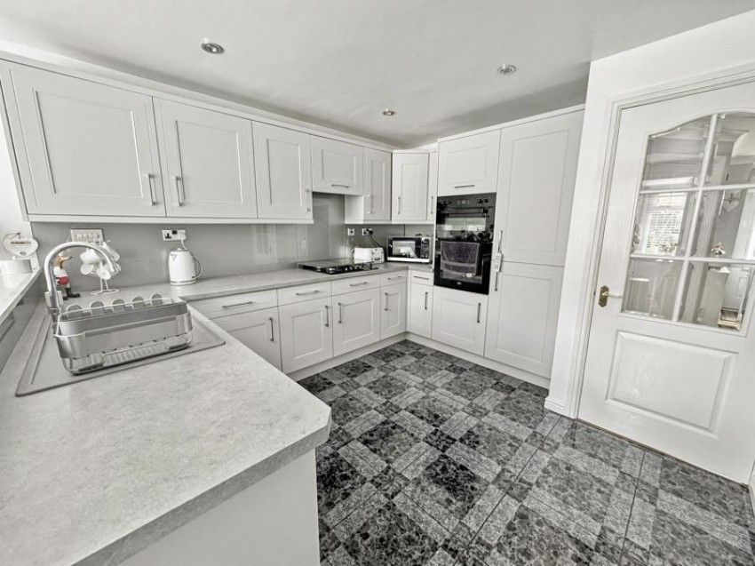 Images for Chatsworth Avenue, Pontefract