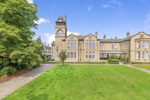 View Full Details for Aysgarth Court, Menston