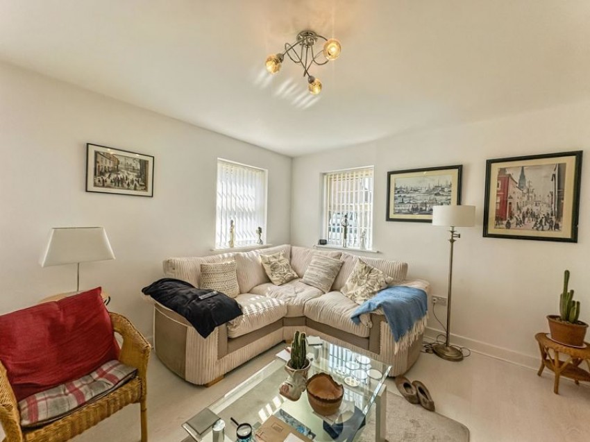 Images for Stoborough Crescent, Featherstone