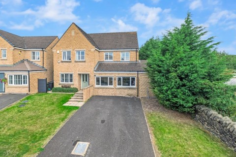 View Full Details for Agincourt Drive, Bingley