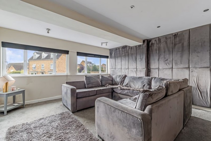 Images for Agincourt Drive, Bingley