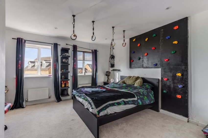 Images for Agincourt Drive, Bingley