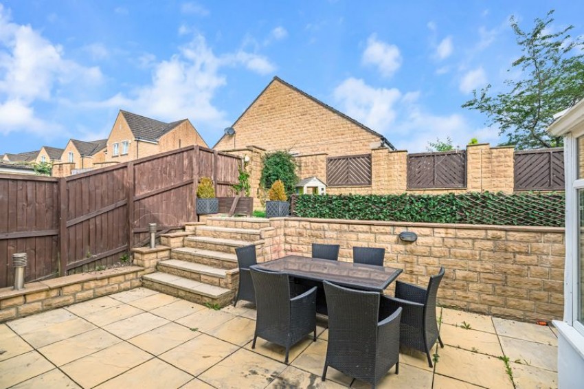 Images for Agincourt Drive, Bingley