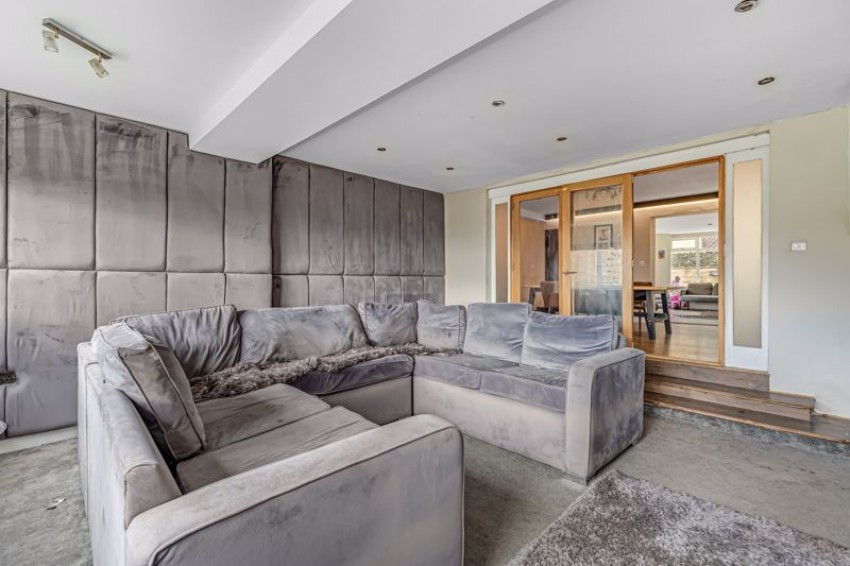 Images for Agincourt Drive, Bingley