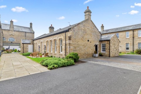 View Full Details for High Royds Court, Menston