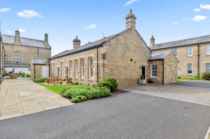 Images for High Royds Court, Menston