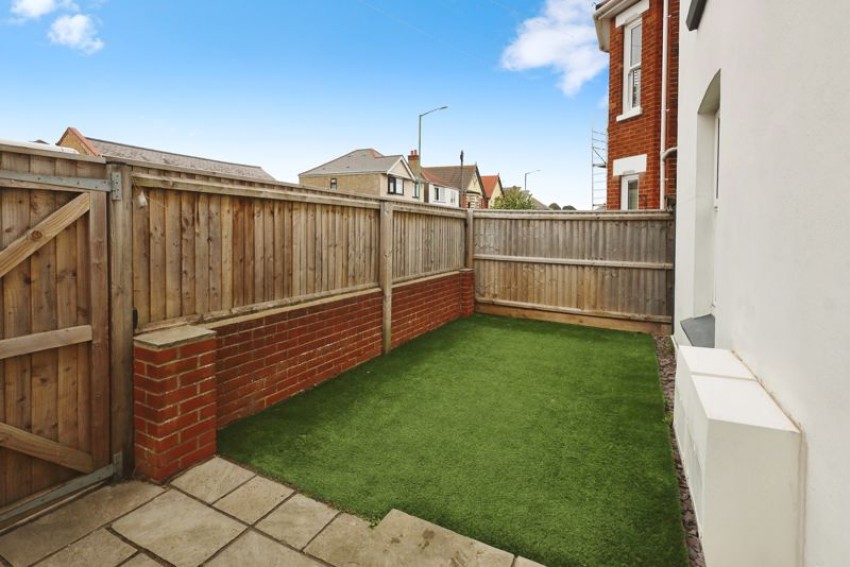 Images for Woodside Road, Southbourne