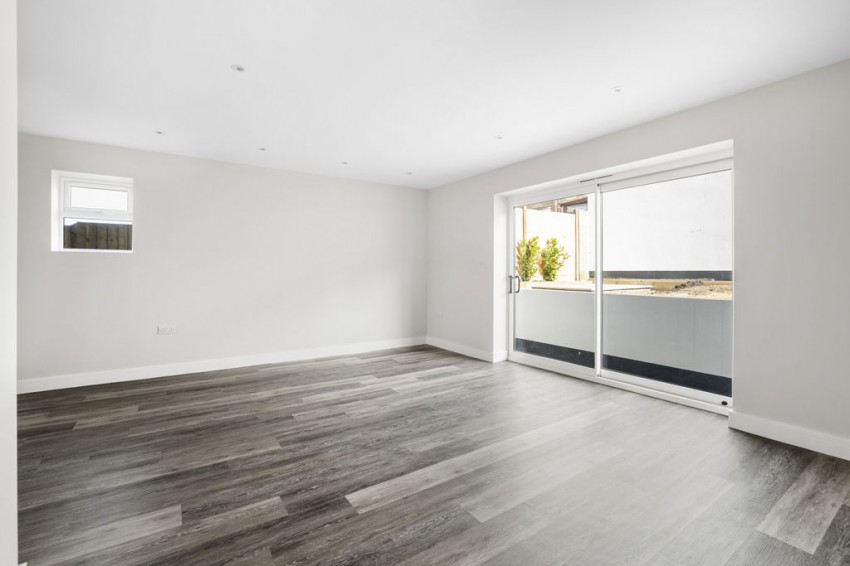 Images for High Howe Lane, Bearwood