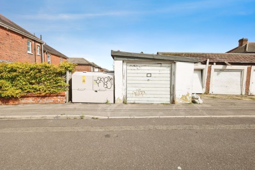 Images for Stanfield Road, Winton