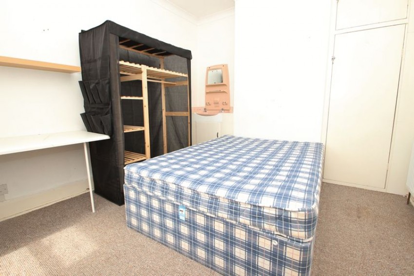 Images for Iris Road, Winton