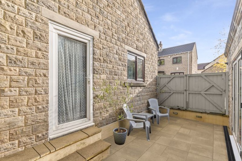 Images for Scarwood Close, Bingley