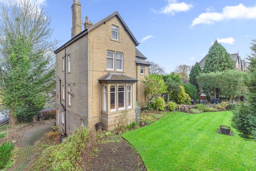 Images for Briar Garth, Shipley