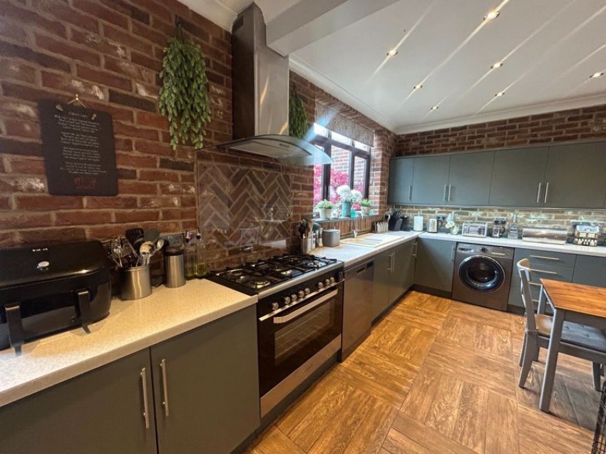 Images for Crabgate Lane, Doncaster