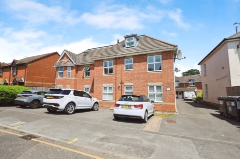 View Full Details for 14 Malmesbury Park Place, Bournemouth