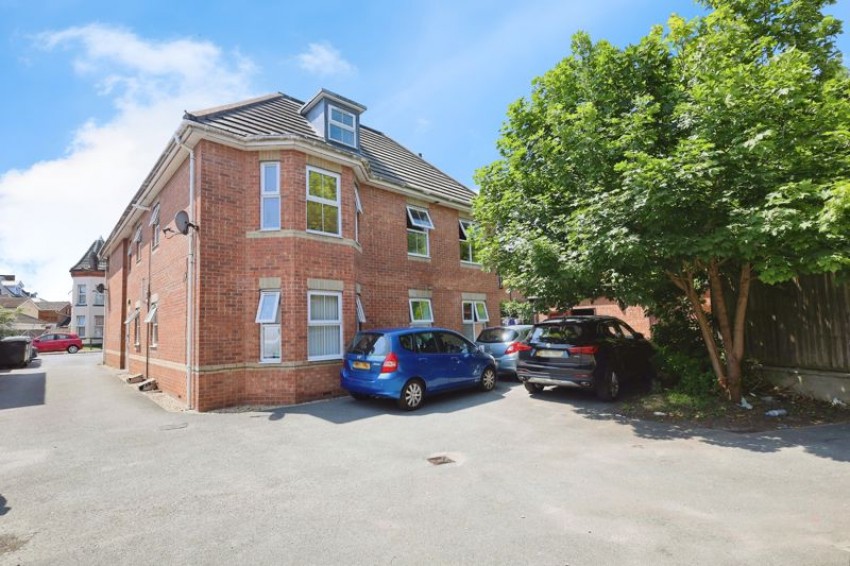 Images for 14 Malmesbury Park Place, Bournemouth