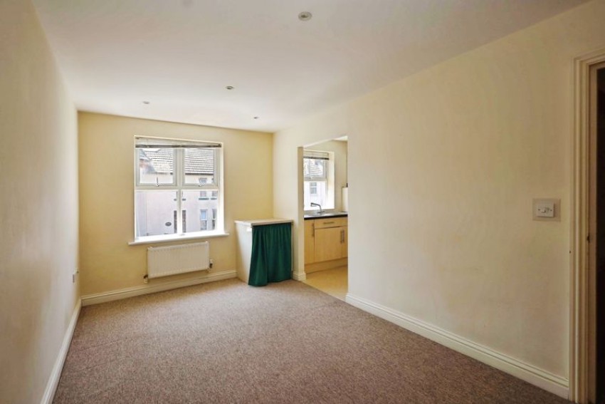 Images for 14 Malmesbury Park Place, Bournemouth