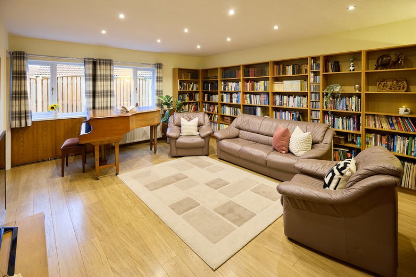 Images for New Lane, Upton