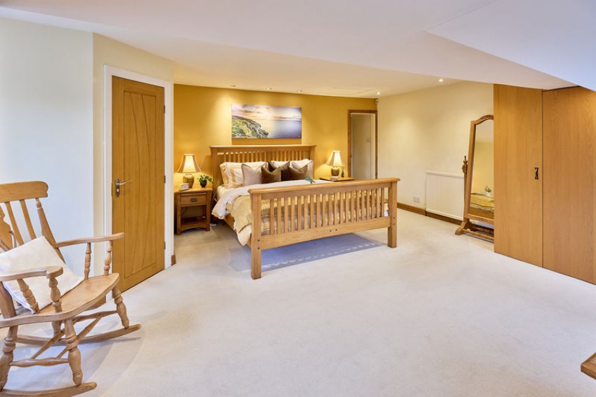 Images for New Lane, Upton