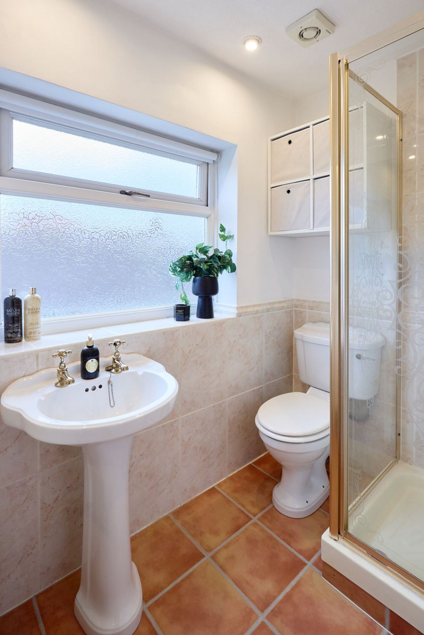 Images for New Lane, Upton