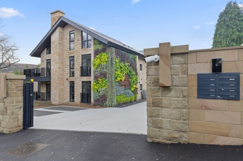 View Full Details for Robin Hill, Ilkley