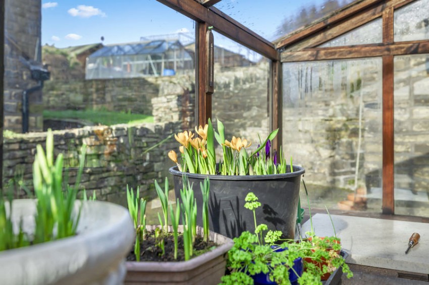 Images for Upper Marsh Lane, Oxenhope