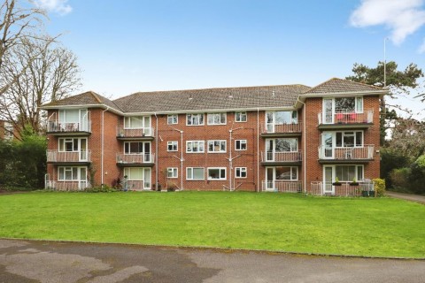 View Full Details for 16 Marlborough Road, Bournemouth