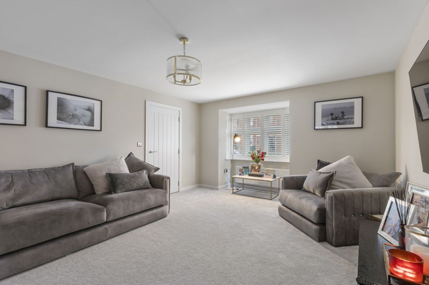 Images for New House Farm Drive, Menston