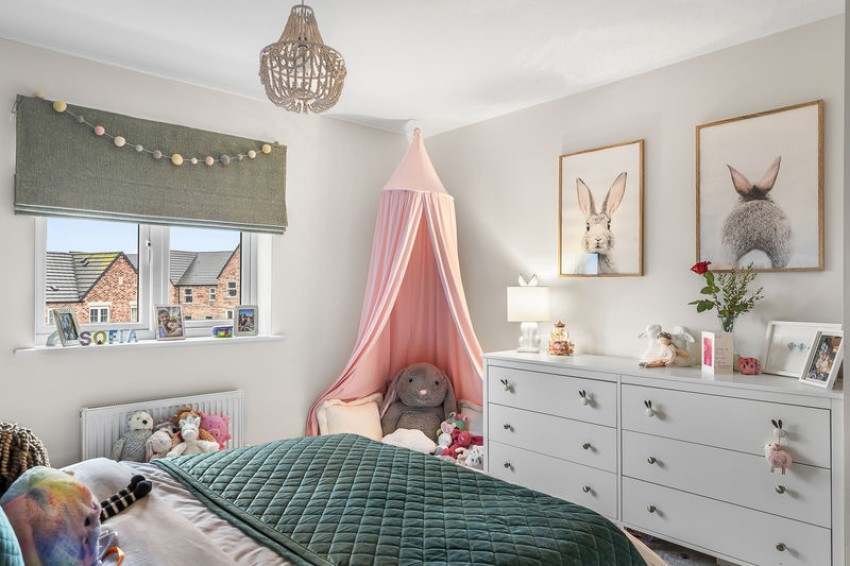 Images for New House Farm Drive, Menston