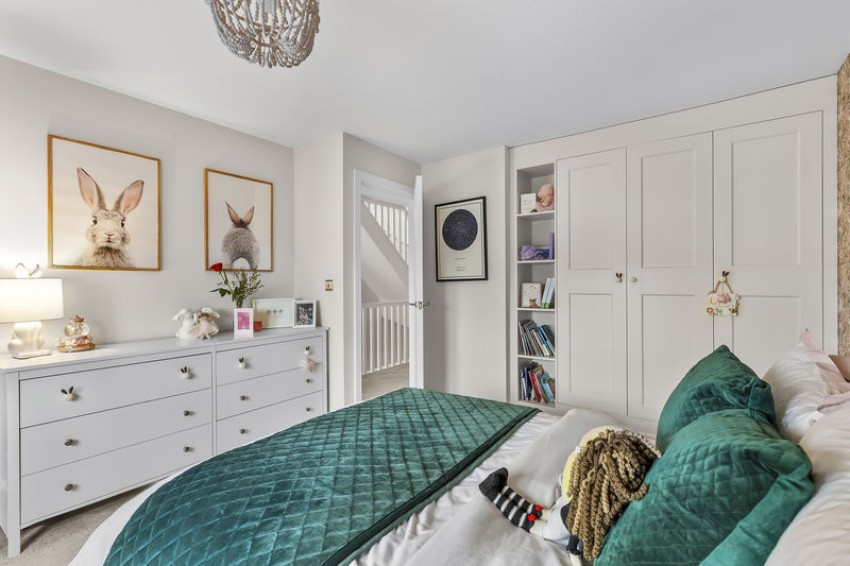 Images for New House Farm Drive, Menston