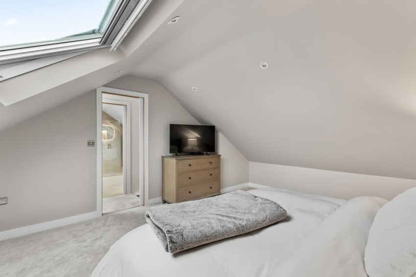 Images for New House Farm Drive, Menston