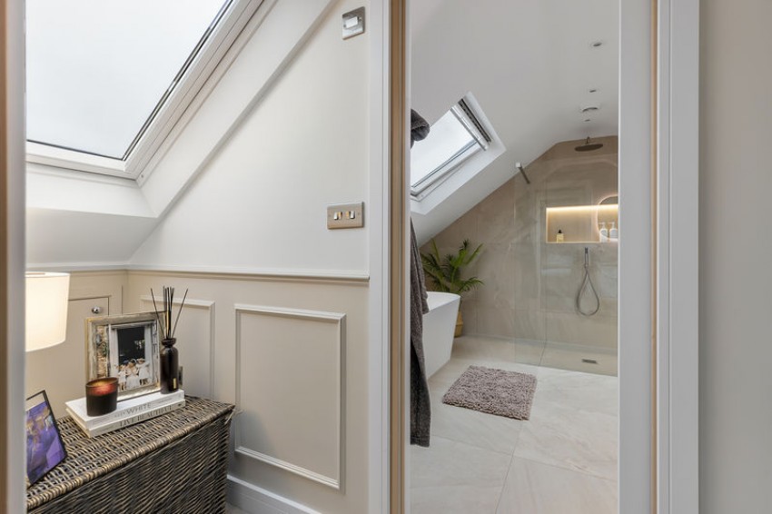 Images for New House Farm Drive, Menston