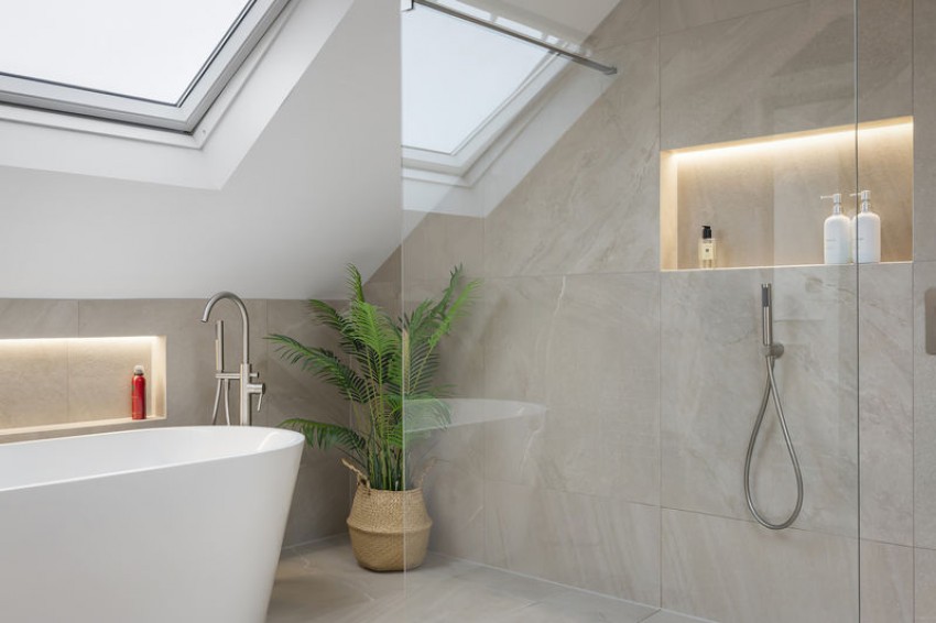 Images for New House Farm Drive, Menston