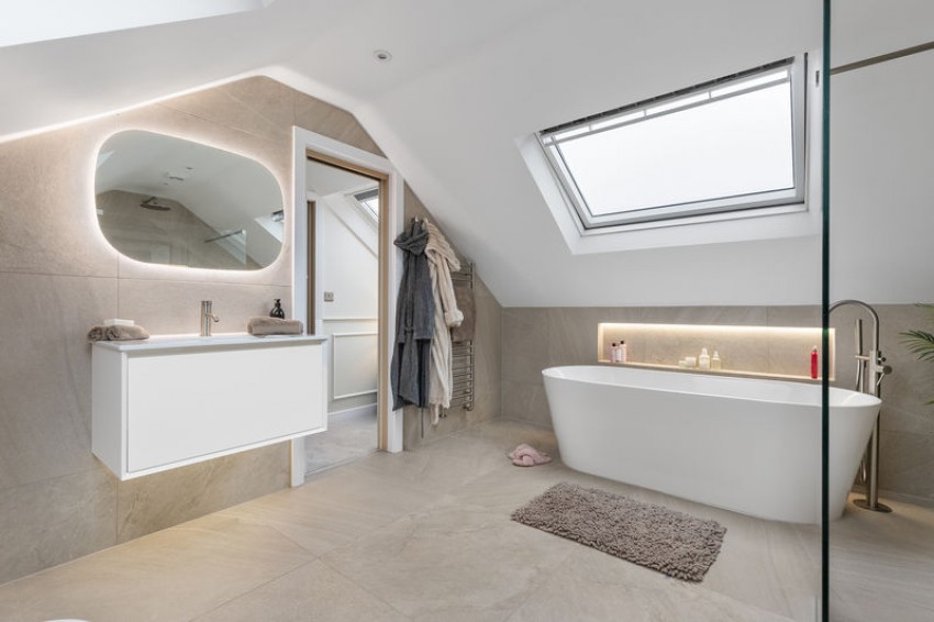 Images for New House Farm Drive, Menston