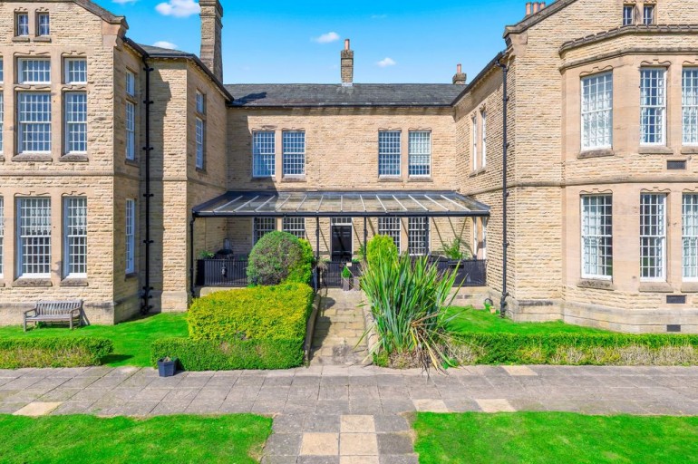 Aysgarth Court, Menston