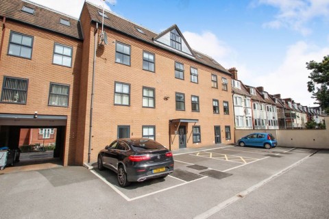 View Full Details for 70–74 Norwich Avenue West, Bournemouth