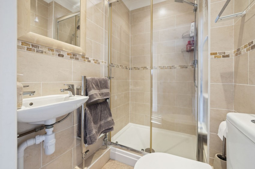 Images for Fernside Road, Oakdale