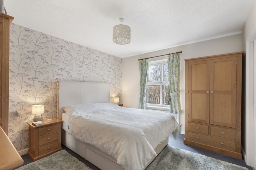 Images for Tenterfields, Apperley Bridge