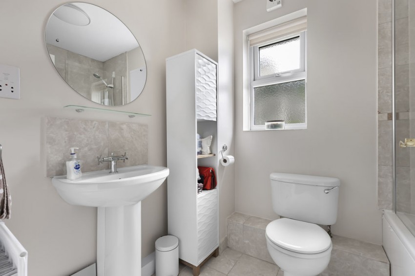 Images for Tenterfields, Apperley Bridge