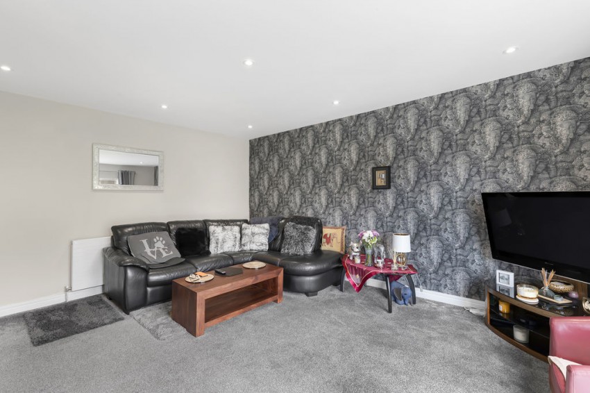 Images for Greenside Lane, Cullingworth