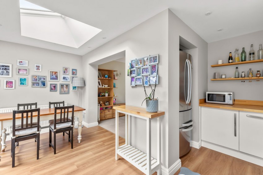 Images for South Hill Drive, Gilstead