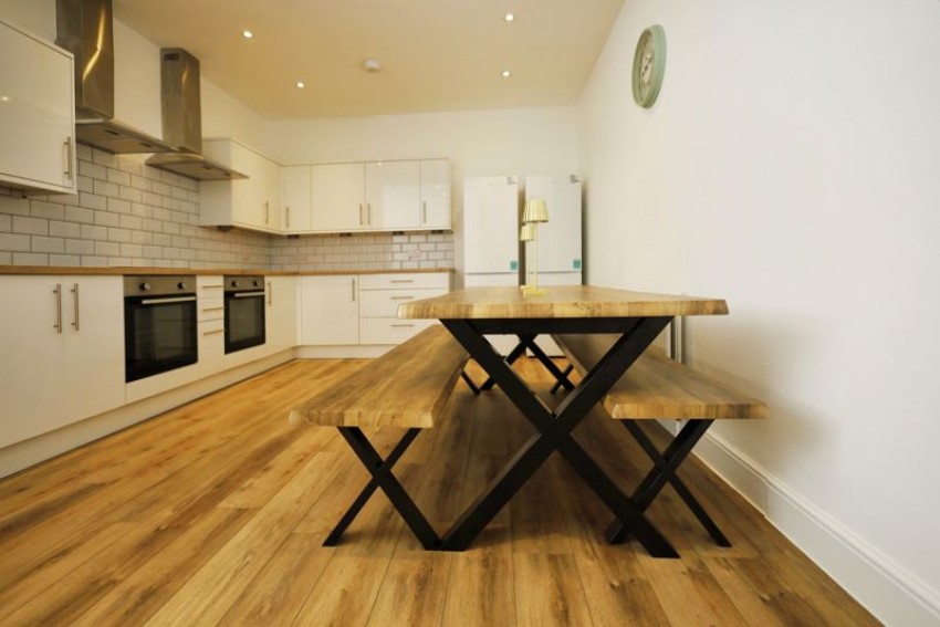 Images for Eight bedroom student house in Alma Road, Winton