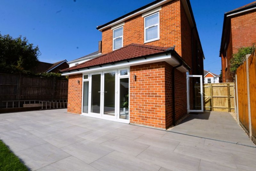 Images for Eight bedroom student house in Alma Road, Winton