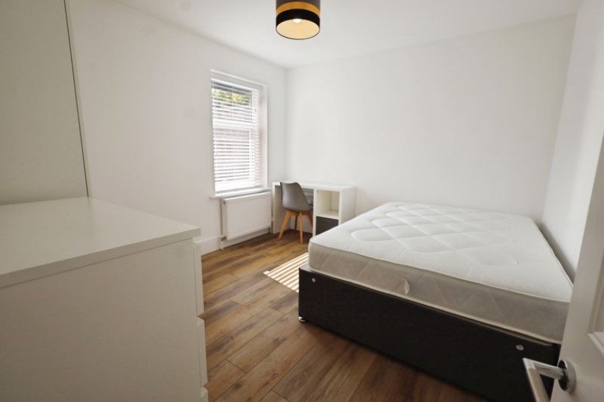 Images for Eight bedroom student house in Alma Road, Winton