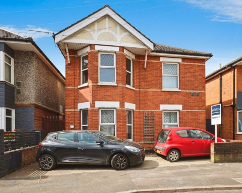 View Full Details for Student House, Ensbury Park