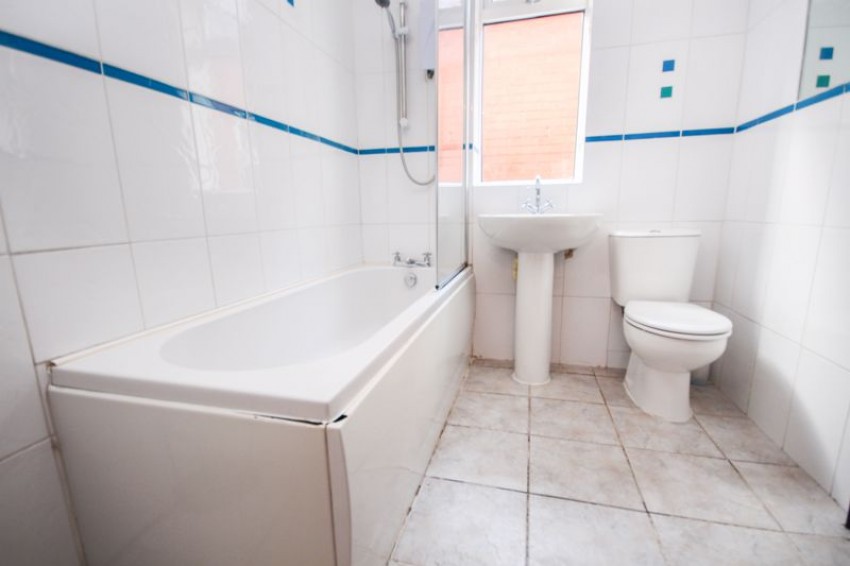 Images for Bengal Road, Winton