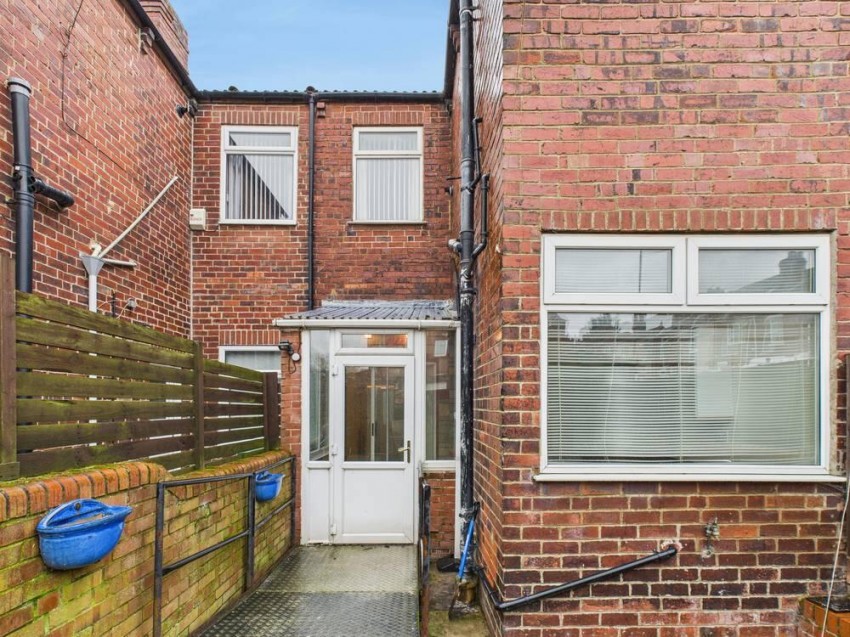 Images for Featherstone Lane, Featherstone