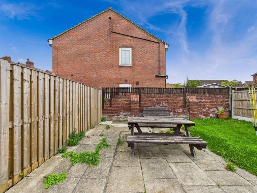 Images for Featherstone Lane, Featherstone