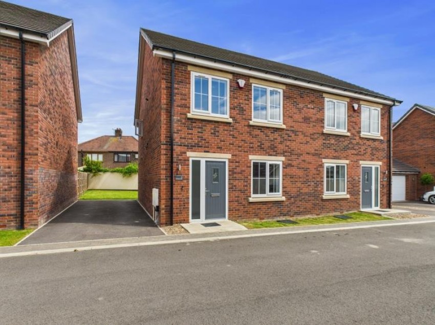 Images for St. Georges Close, Upton, Pontefract