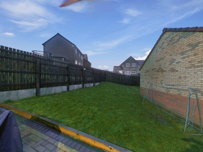 Images for Pineberry Way, Knottingley