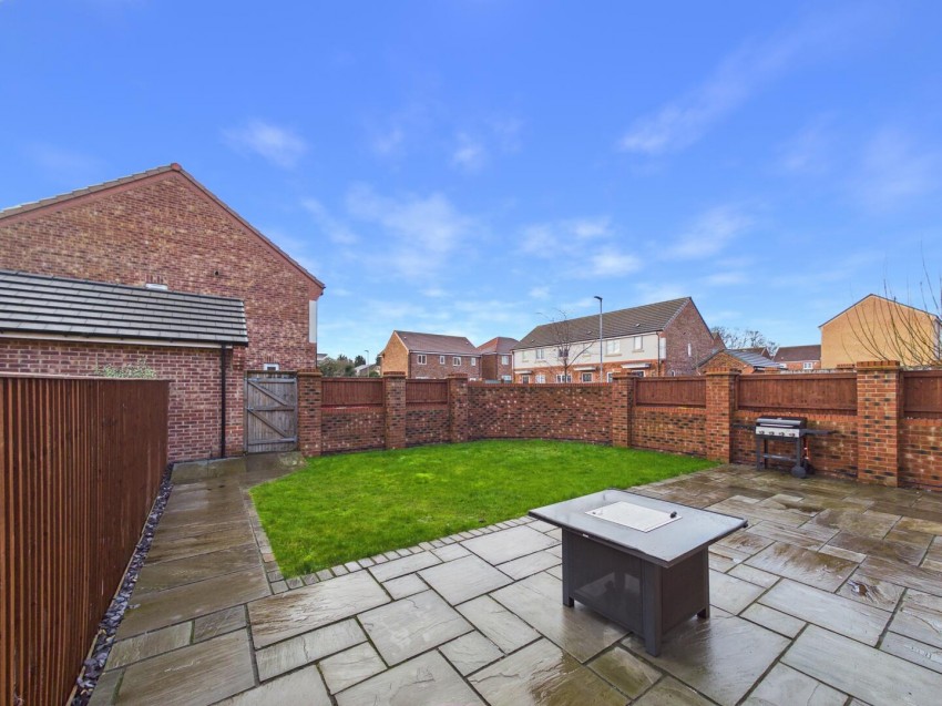 Images for The Fouracres, Wakefield